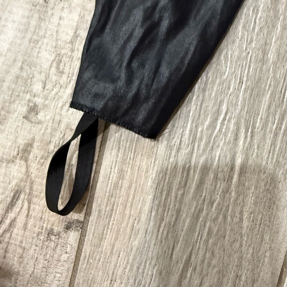 Disney Pixar Incredibles women’s Costume - Picture 2 of 5